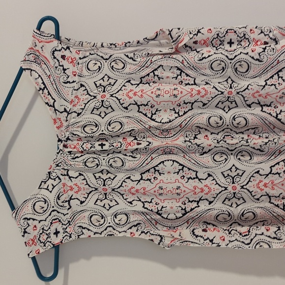 Reitmans The Classic print tank top, medium - Picture 4 of 4